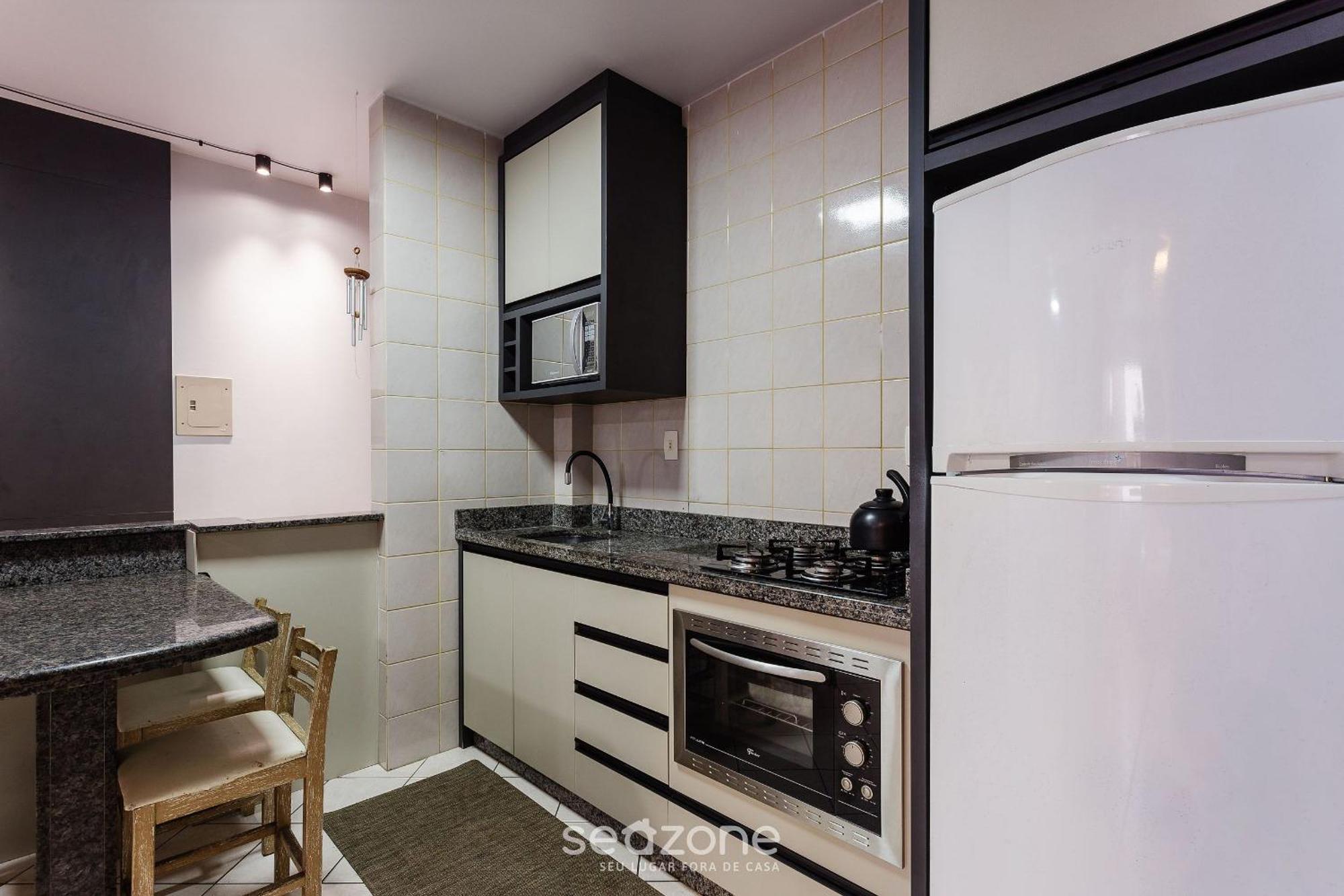 A 80m Da Dos Ingleses - Amc Apartamento Florianopolis